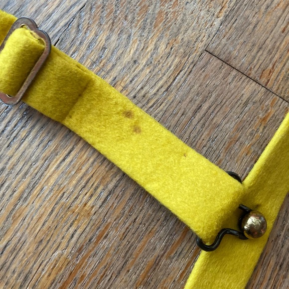 Vintage 60s Yellow Felt Top W/ mini skirt, belt - Picture 4 of 11